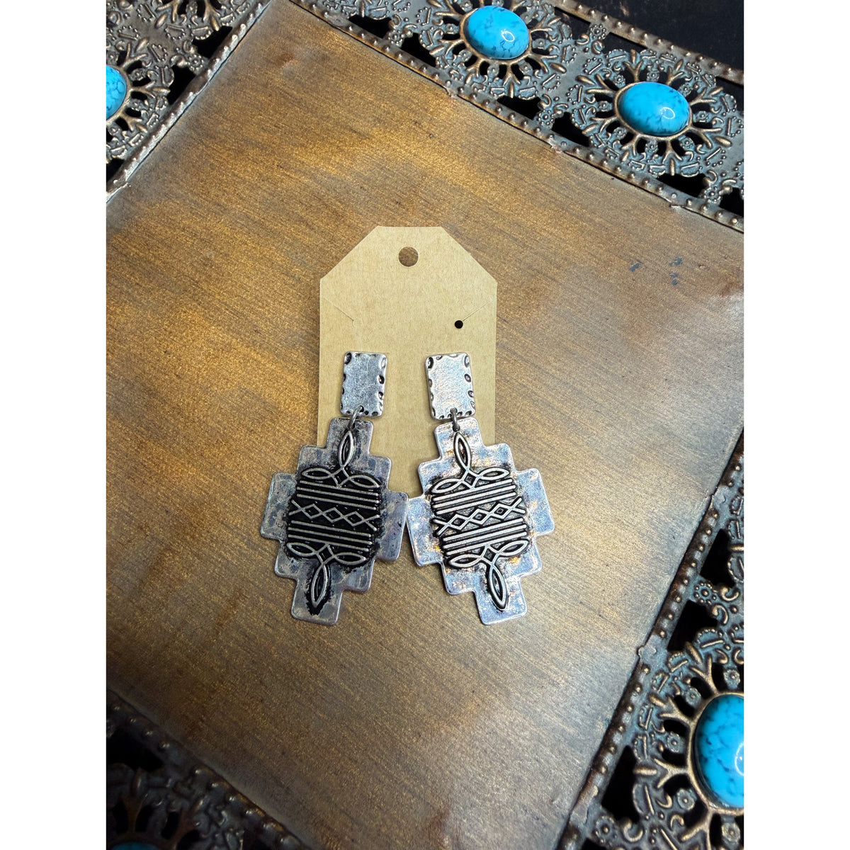 Shey Earrings