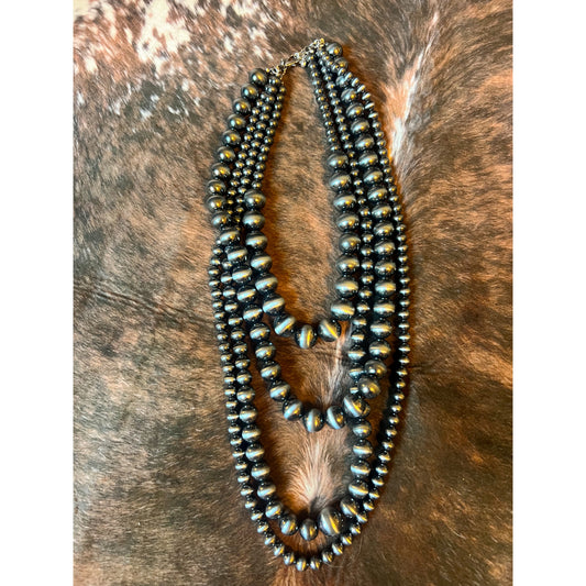 the Dawn Navajo necklace